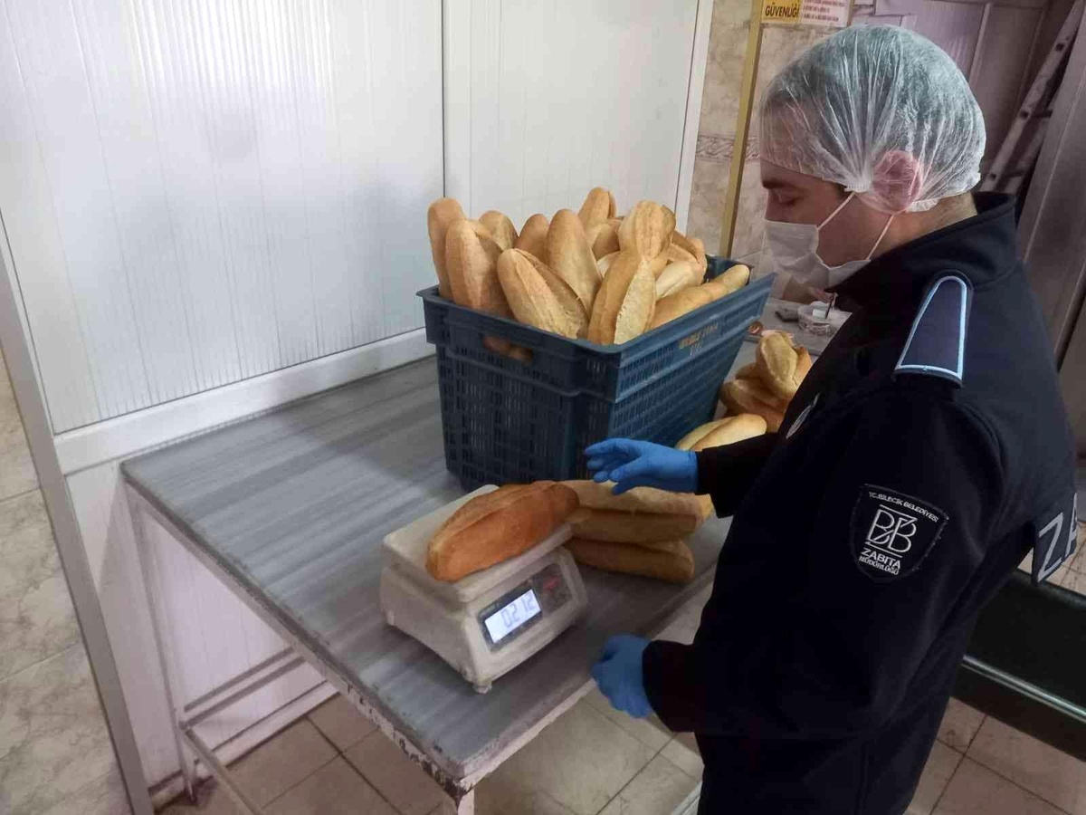 Zabıta ekipleri kentteki fırınları denetledi