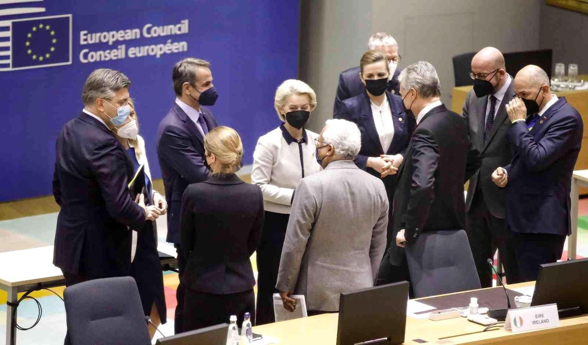 AB Liderleri Rusya\'ya ek yaptırımları kabul etti