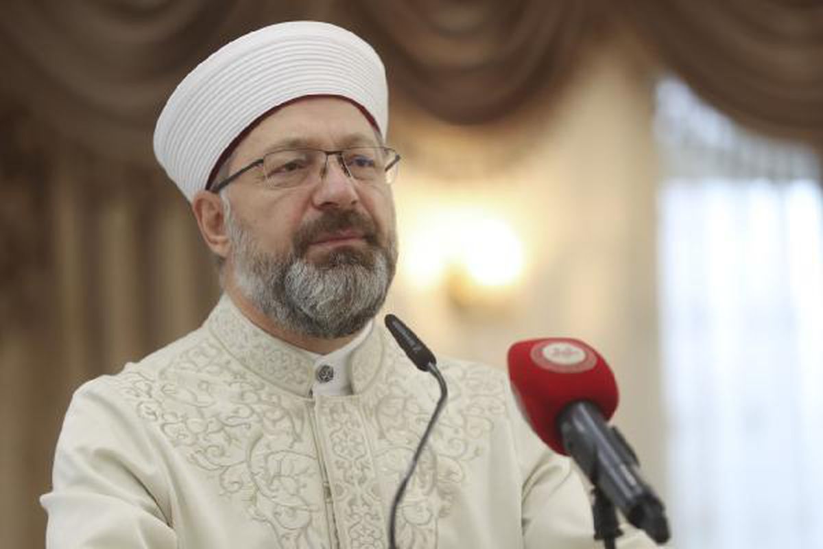 Ali Erbaş: Yeni kuşak özgürlüğüne daha düşkün, şeffaflık istiyor