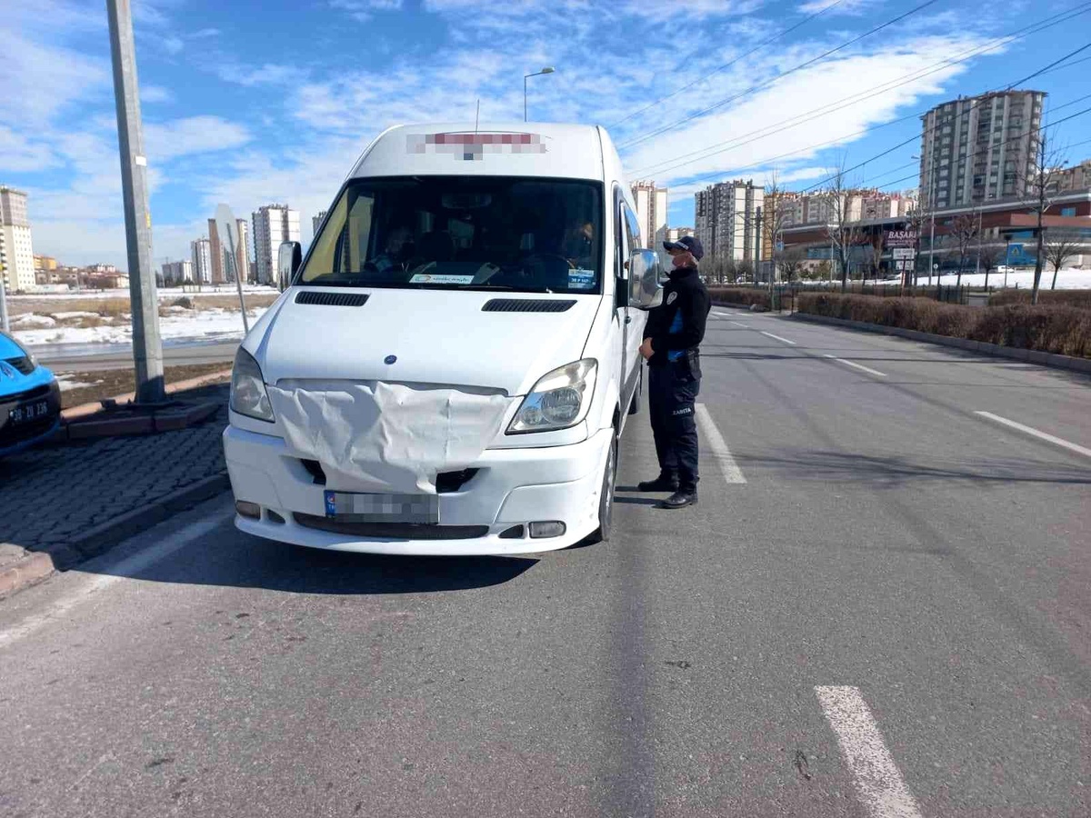 Kayseri zabıtasından servis araçlarına denetim