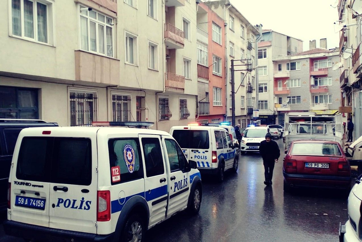 Son dakika: Buzdolabı yüzünden tartıştığı kişinin iş yerine ateş açtı