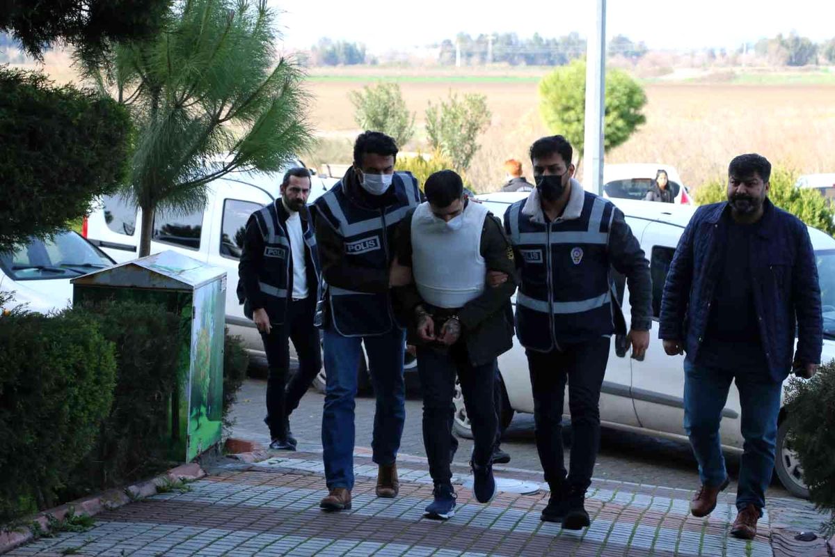 Ceyhan\'daki cinayete 3 tutuklama