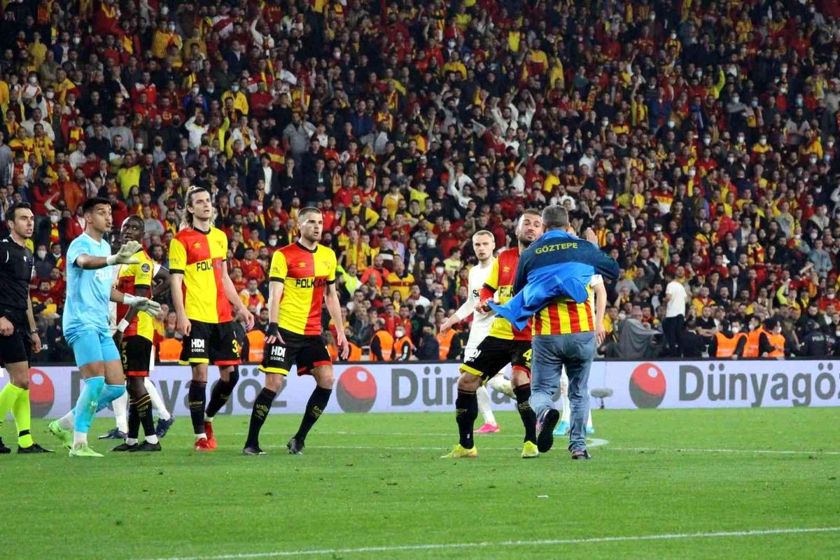 Göztepe\'ye ceza yağdı
