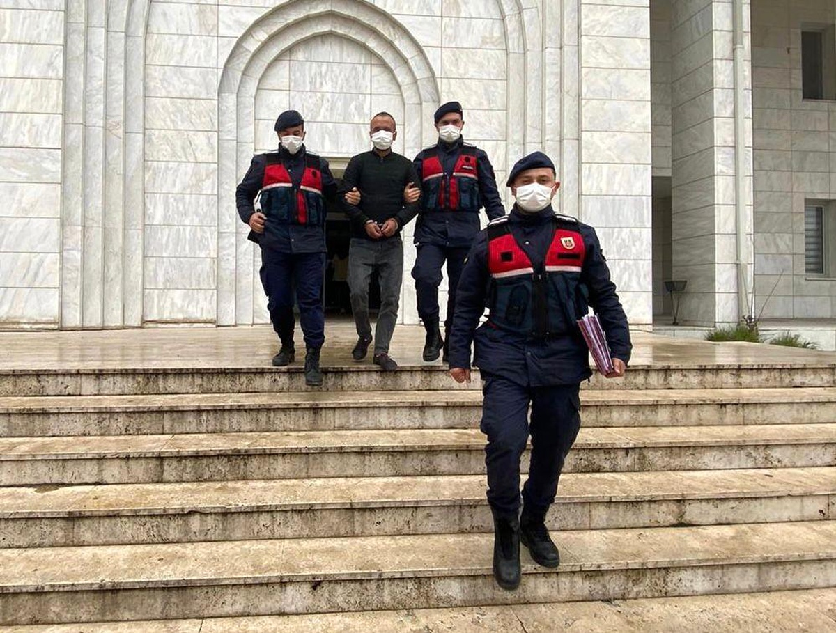 İşlediği 9 ayrı suçtan kaçtı, Jandarmadan kaçamadı