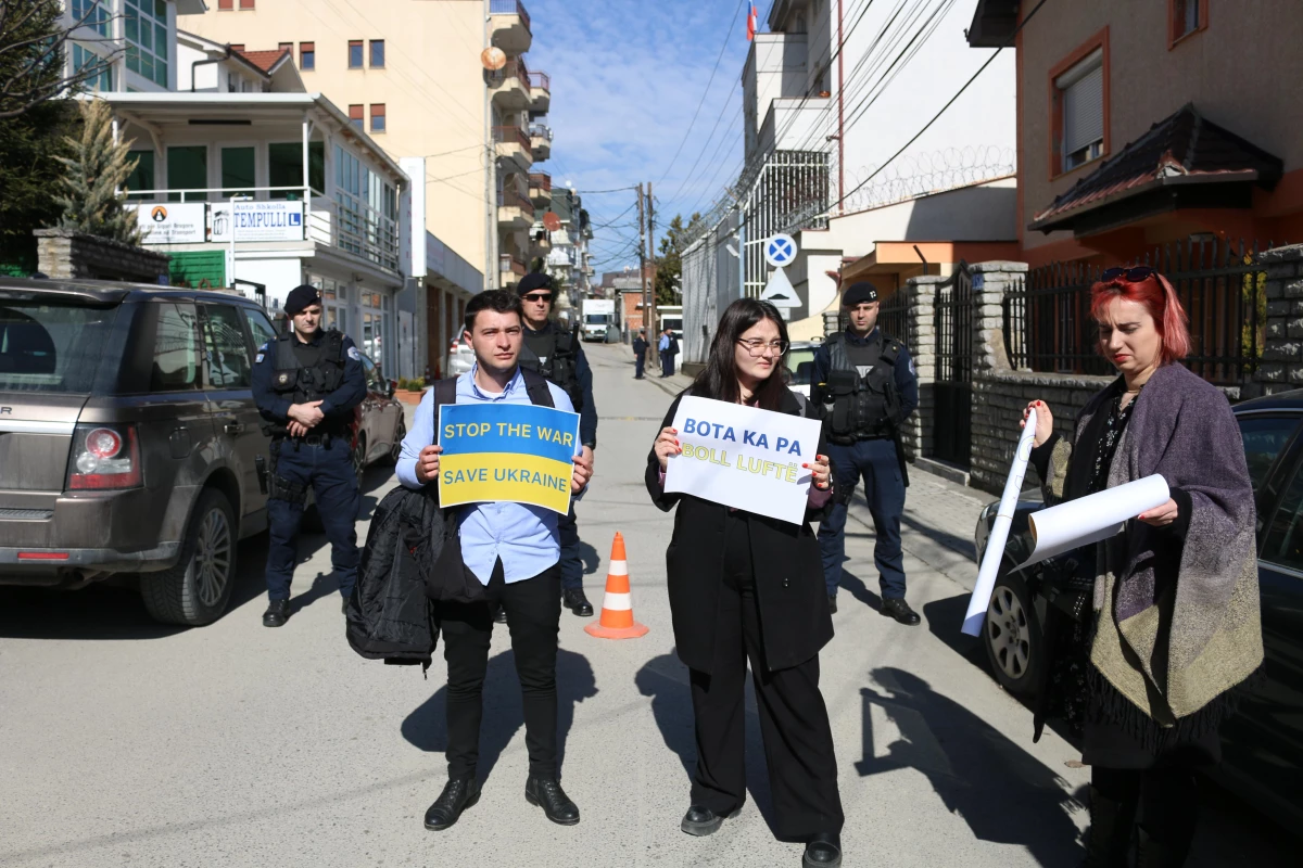 Kosova\'da Ukrayna\'ya destek gösterisi düzenlendi