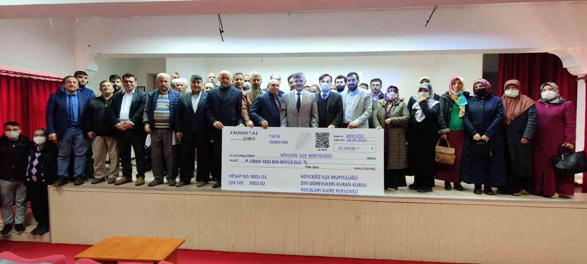 Köyceğiz\'de müftülük personellerinden cami tadilatına destek
