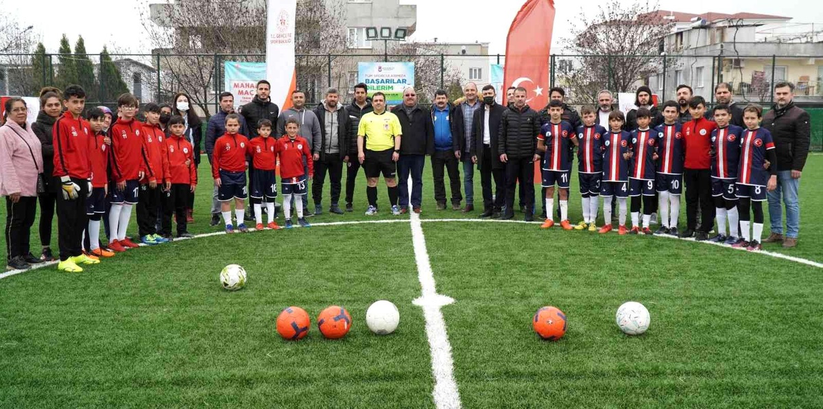 \'Mahallede maç var\' 23 Nisan Futbol Turnuvası Manisa\'da başladı