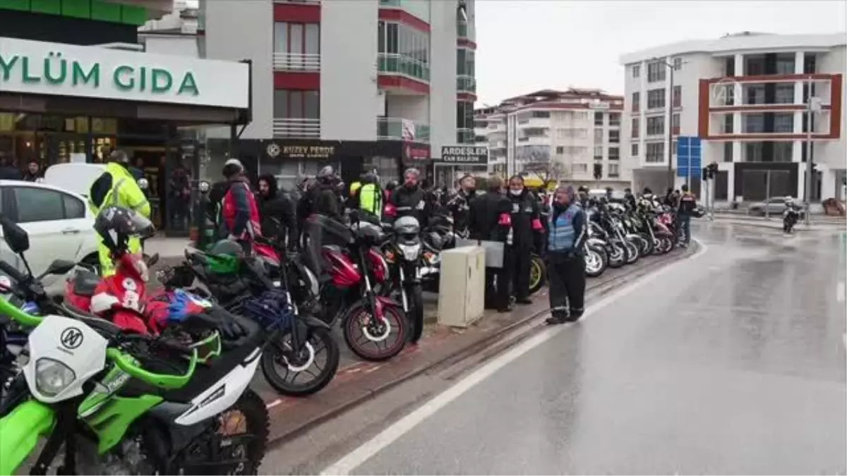 Otomobiliyle motokuryenin ölümüne neden olan zanlı hakim karşısında