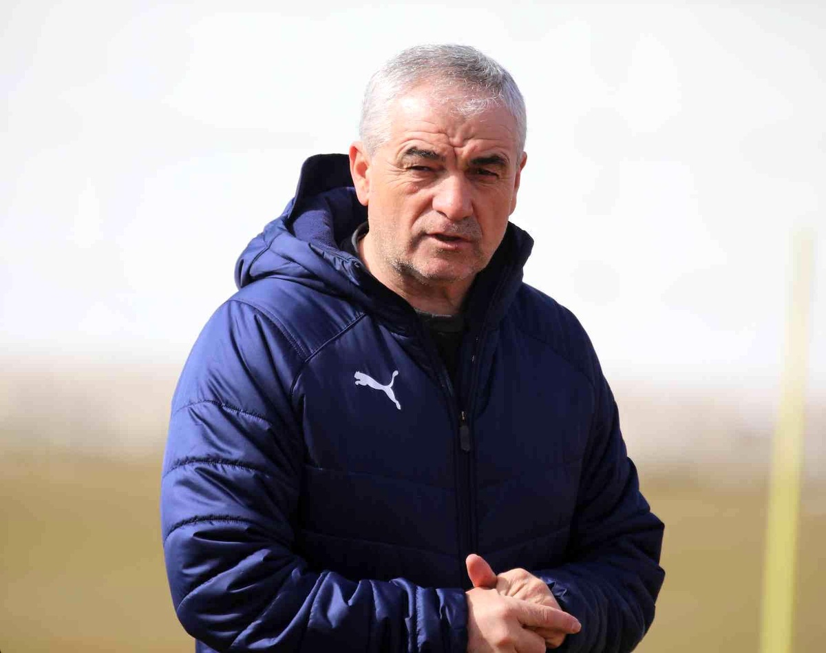 Rıza Çalımbay\'ın Beşiktaş karnesi kötü