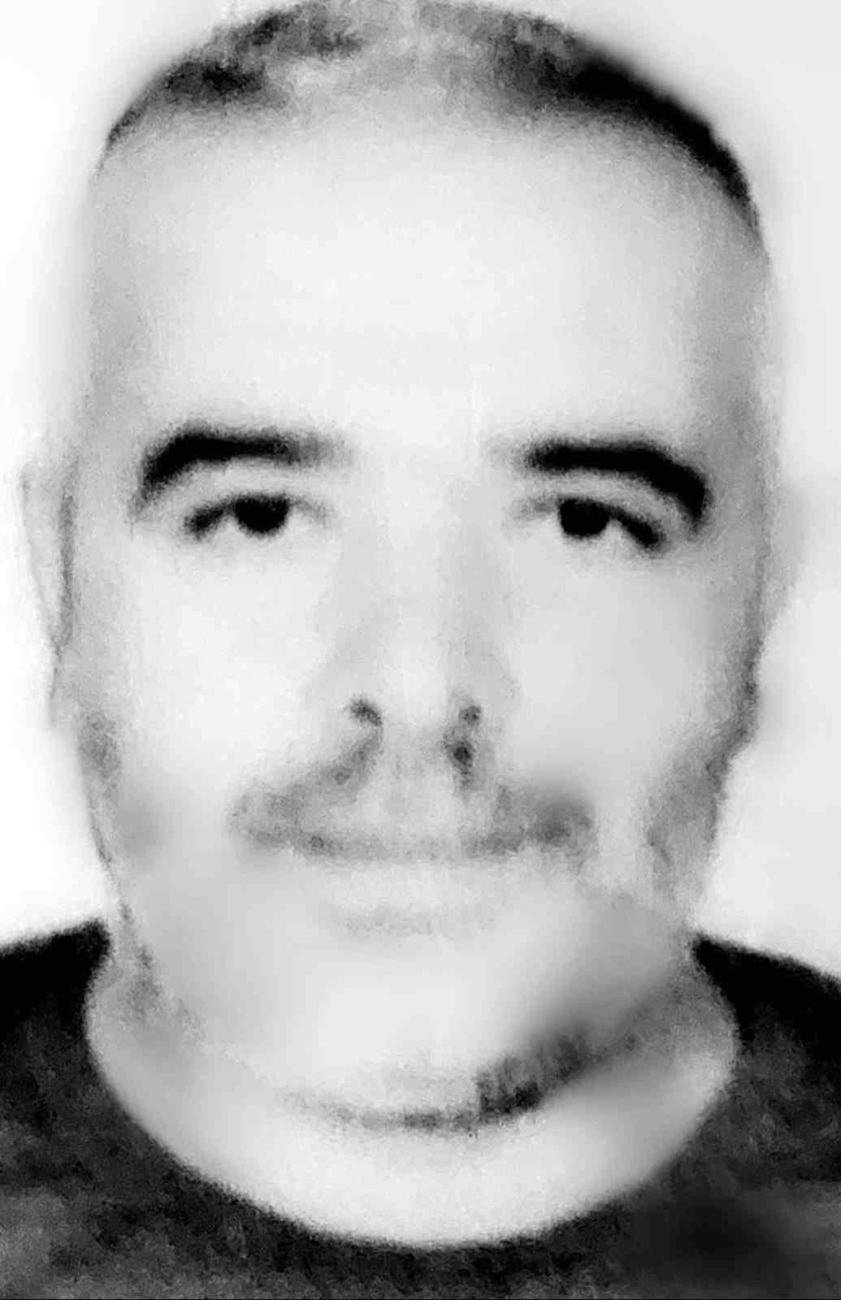 Tır sürücüsü aracında baygın halde bulundu