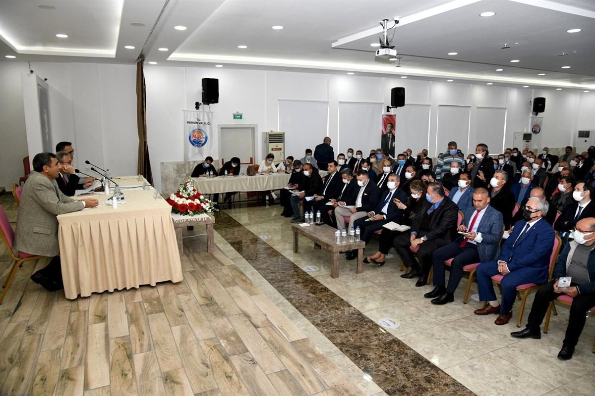 Vali Su, Silifke\'de muhtarlar ve vatandaşlarla buluştu