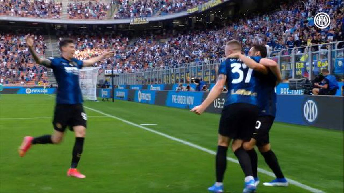 Vidal ve Hakan Inter’e Genoa karşısında galibiyeti getiriyor