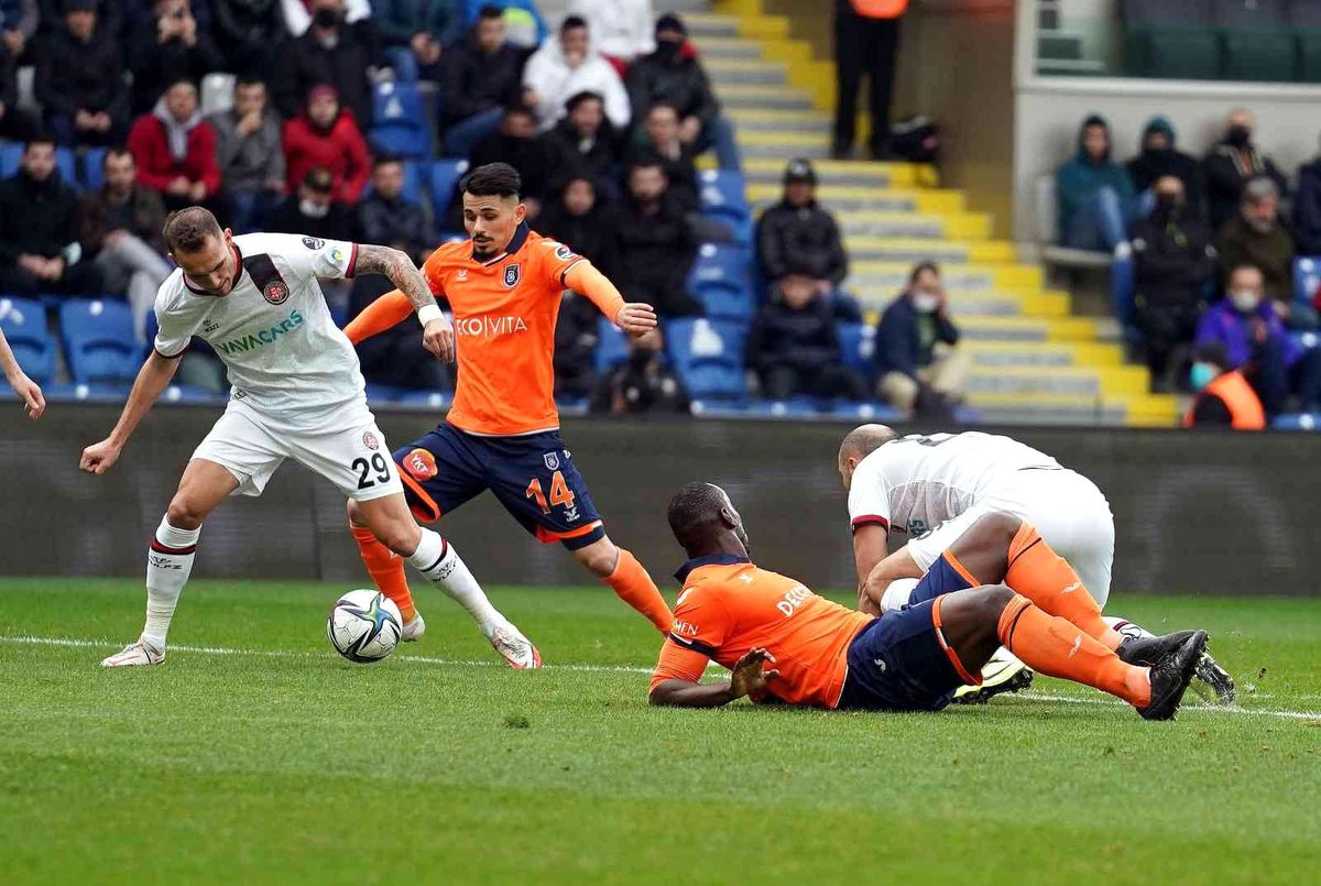 Başakşehir 4 maç sonra kaybetti