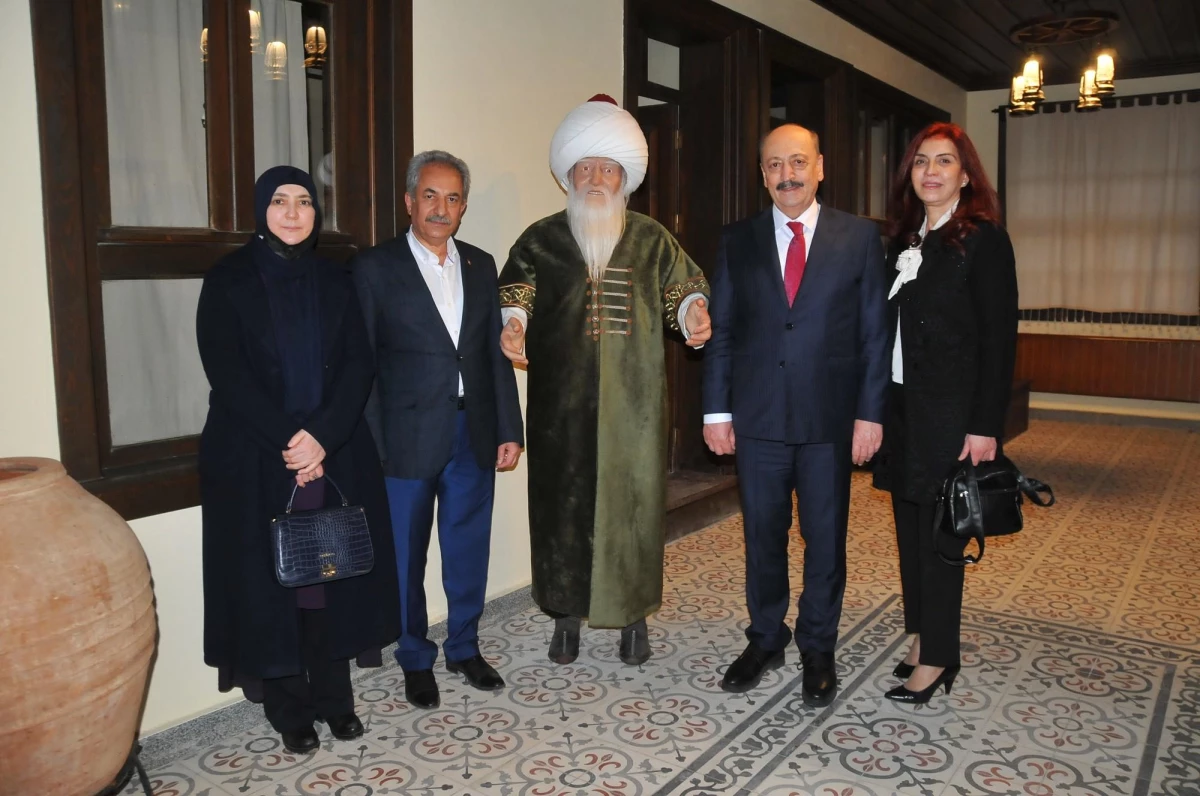 Son dakika haberi... Çalışma ve Sosyal Güvenlik Bakanı Bilgin Akşehir\'i ziyaret etti