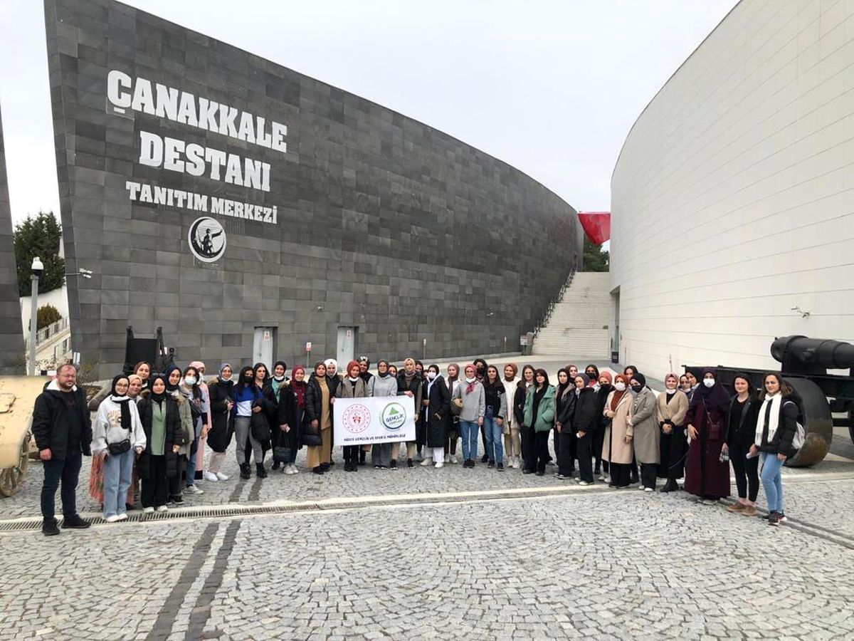 Gençler Milli mücadele kampına katıldı