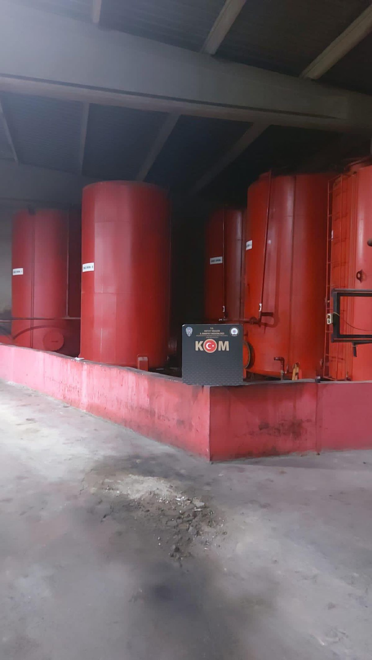 Hatay'da 97 bin 238 litre kaçak karışımlı akaryakıt ele geçirildi