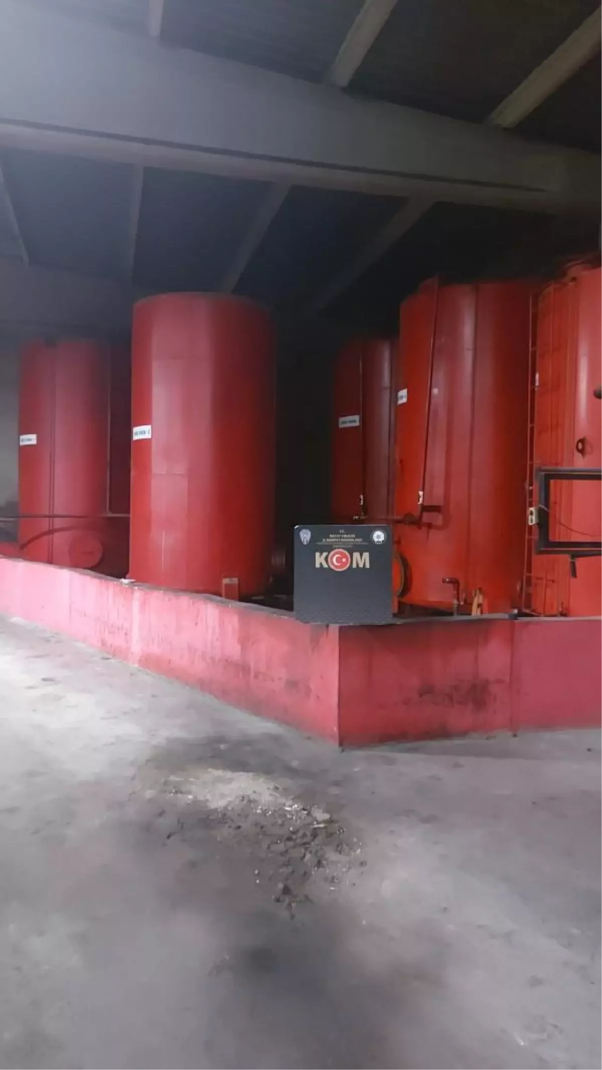 Hatay'da 97 bin litre kaçak akaryakıt ele geçirildi