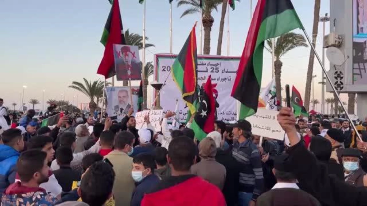 Libya\'da seçim talebiyle gösteri düzenlendi