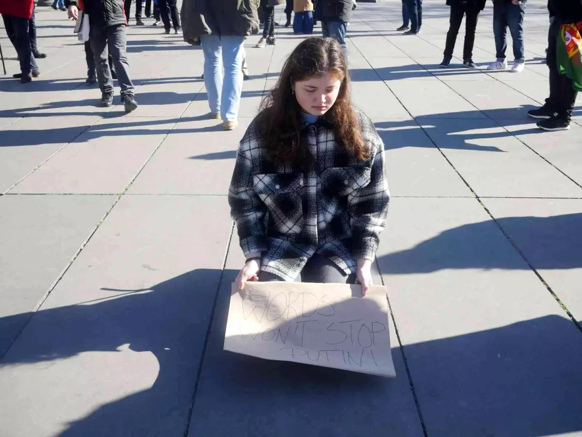 Rusya'nın Ukrayna'ya saldırısı Japonya'da protesto edildi