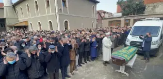 Kaçak maden ocağındaki göçükte hayatını kaybeden madenci son yolculuğuna uğurlandı