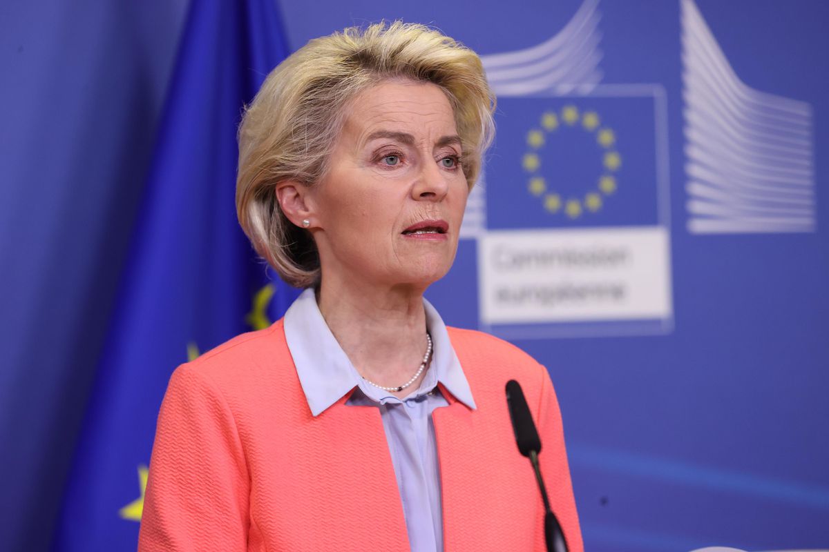 AB Komisyonu Başkanı von der Leyen: "Rusya Merkez Bankasının varlıklarını felç edeceğiz.
