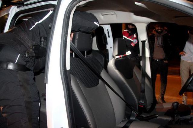 Adana'da 1800 polisle 'Huzur ve Güven' uygulaması