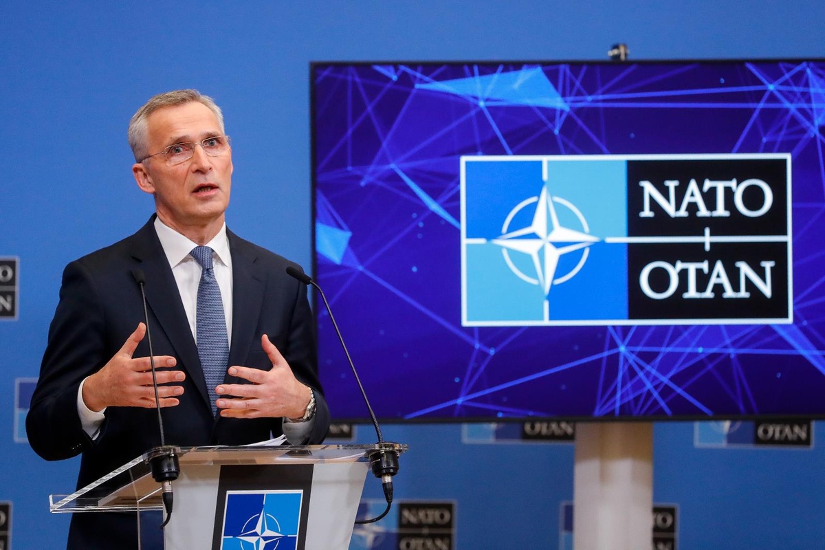 NATO\'dan Rusya\'nın caydırıcı kuvvetler kararına tepki: "Tehlikeli ve sorumsuz"