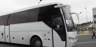 Otobüslerle tahliye edilen Ukrayna'daki Türk vatandaşları İstanbul'a geldi