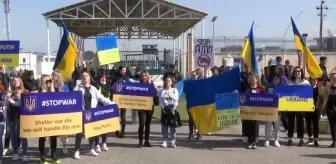 Ukraynalılar, Rusya'nın ülkelerine saldırısını protesto etti