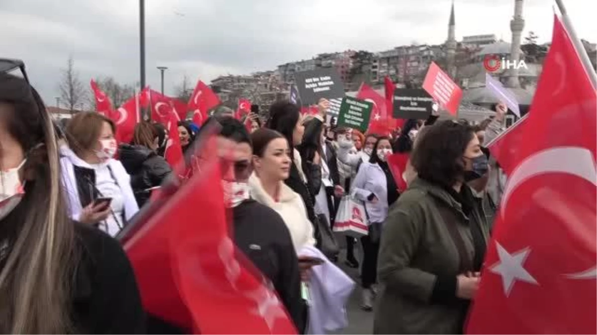 Üsküdar\'da beyaz önlük giyen güzellik uzmanlarından epilasyon eylemi