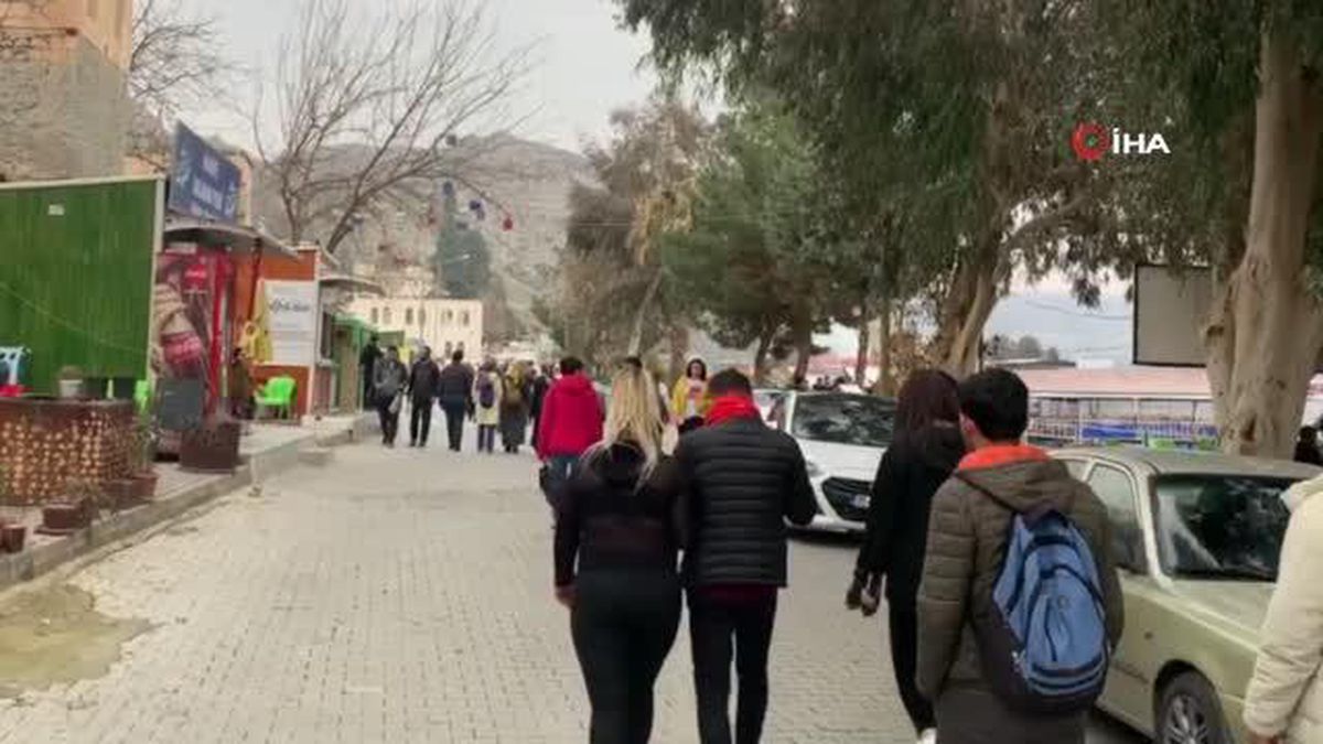 Yerli turistler hafta sonu Halfeti'ye akın etti