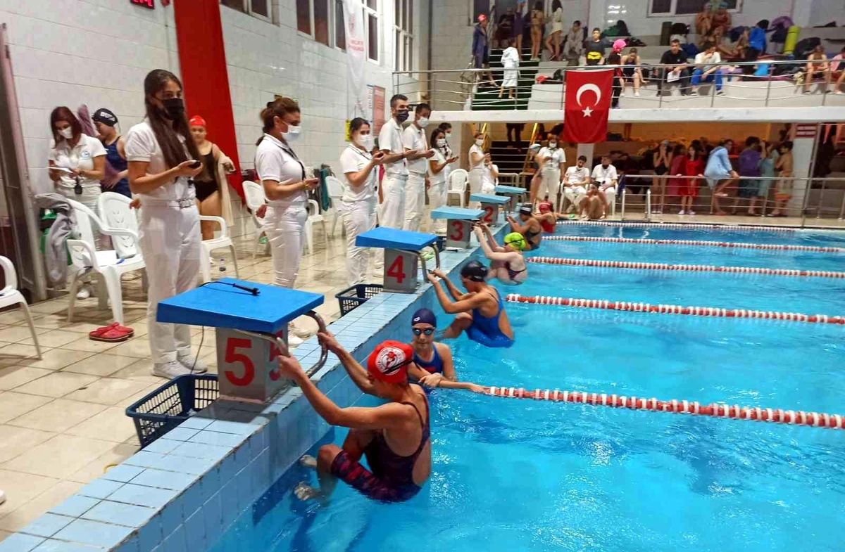 Adana\'da Yüzme Milli Takım Seçme Yarışları tamamlandı