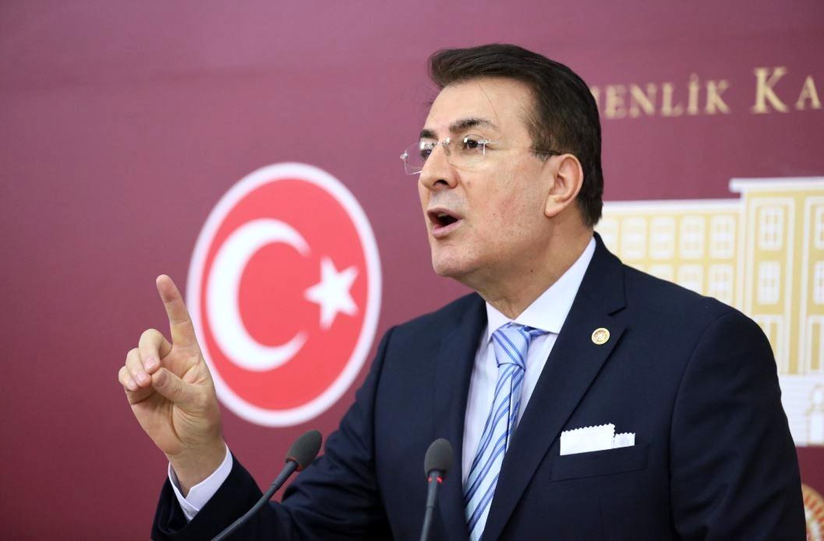 Aydemir: \'28 Şubat zihniyetini telin ediyoruz\'