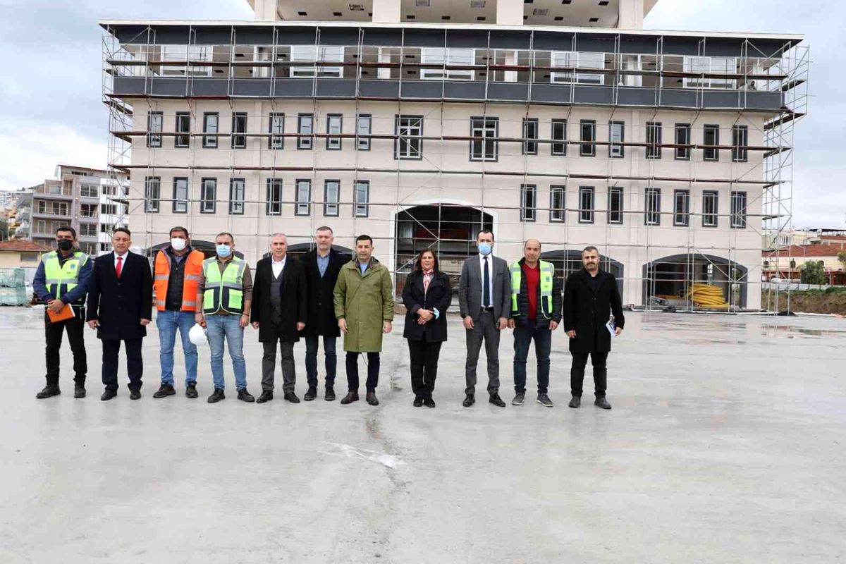 Son Dakika | Başkan Çerçioğlu; "Kuşadası\'na yakışan bir alan kazandırdık"