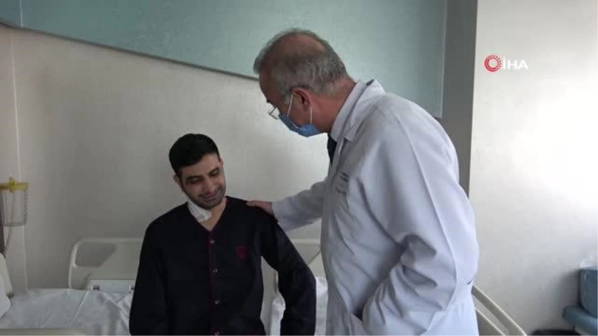 Boynunda glomus tümörü olan İstanbullu hasta Van\'da ameliyatla sağlığına kavuştu