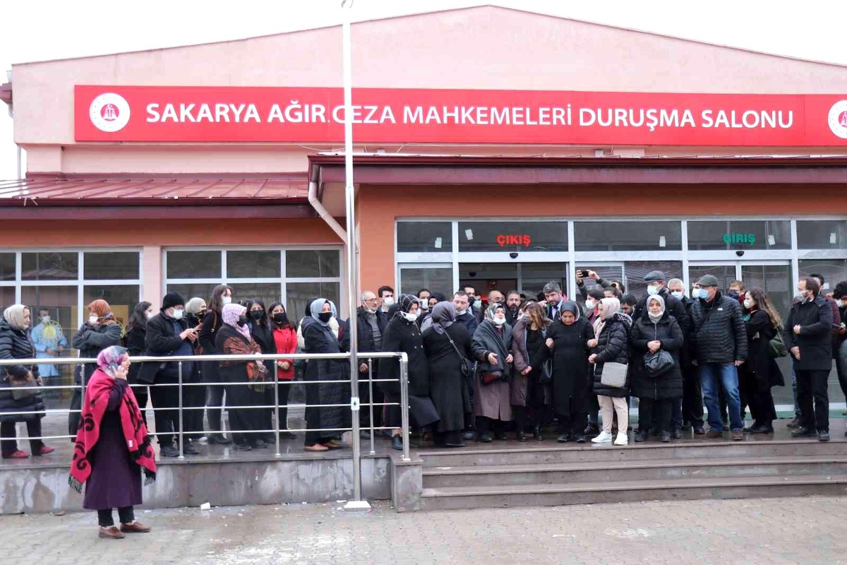Havai fişek fabrikasındaki patlama davası sonrası müştekilerden basın açıklaması