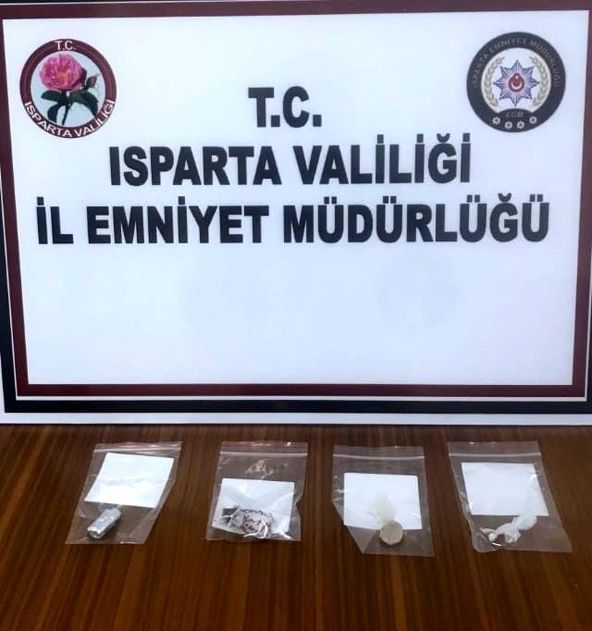 Isparta\'da 23 uyuşturucu operasyonunda 48 şüpheli yakalandı