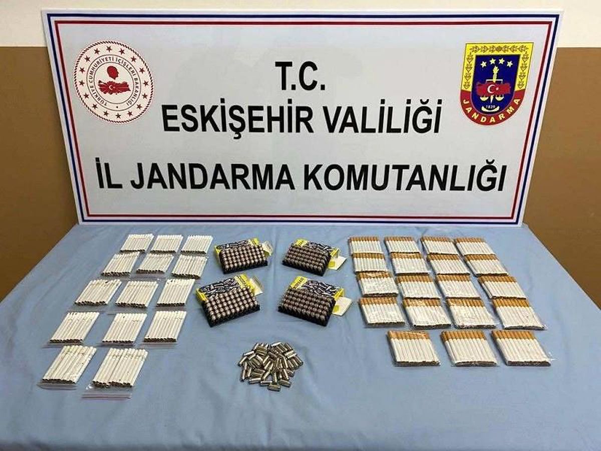 Eskişehir\'de kaçak sigara operasyonunda 2 şüpheli gözaltına alındı