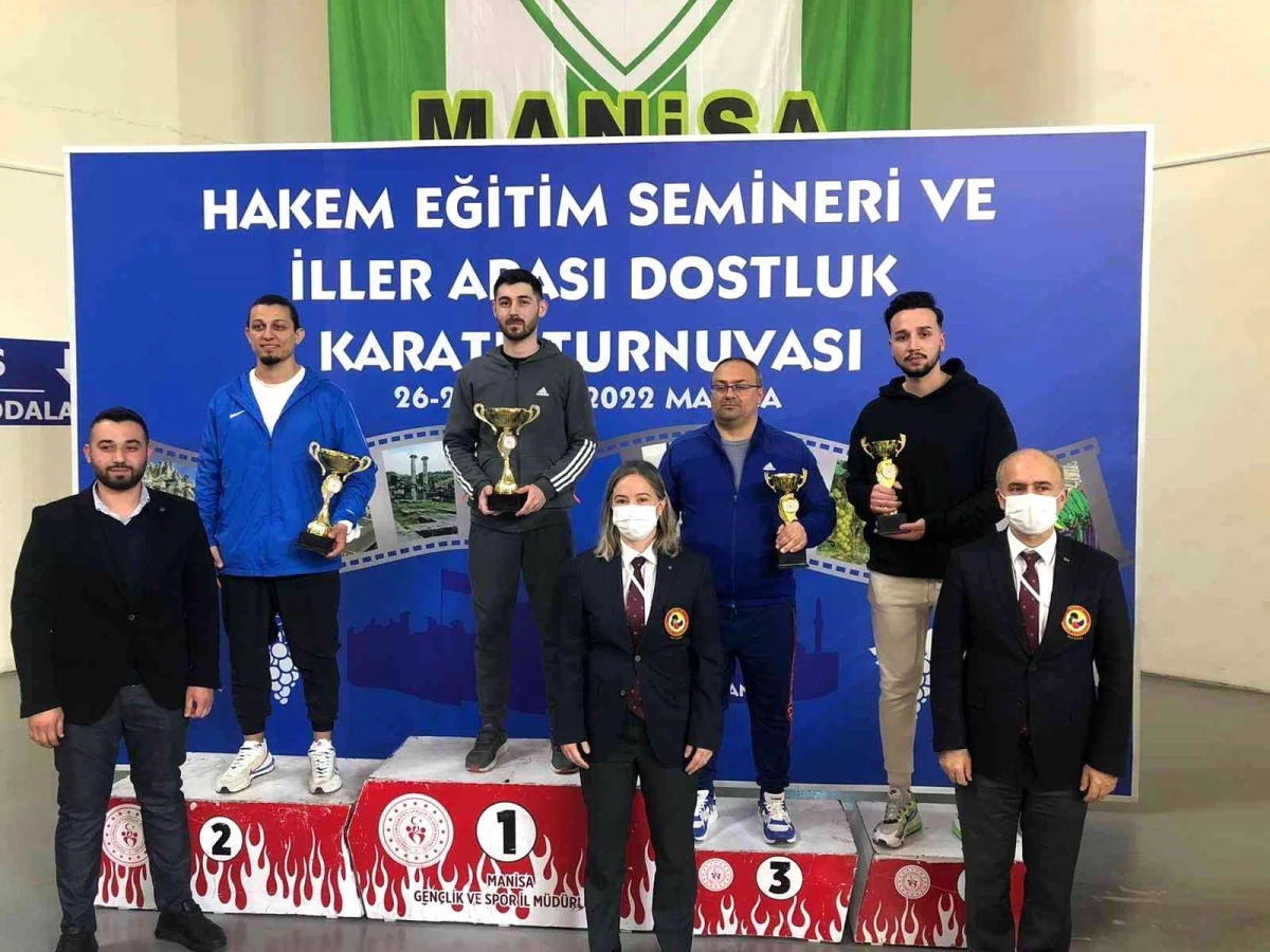 Manisa BBSK Karate Dostluk Turnuvasında şampiyon oldu