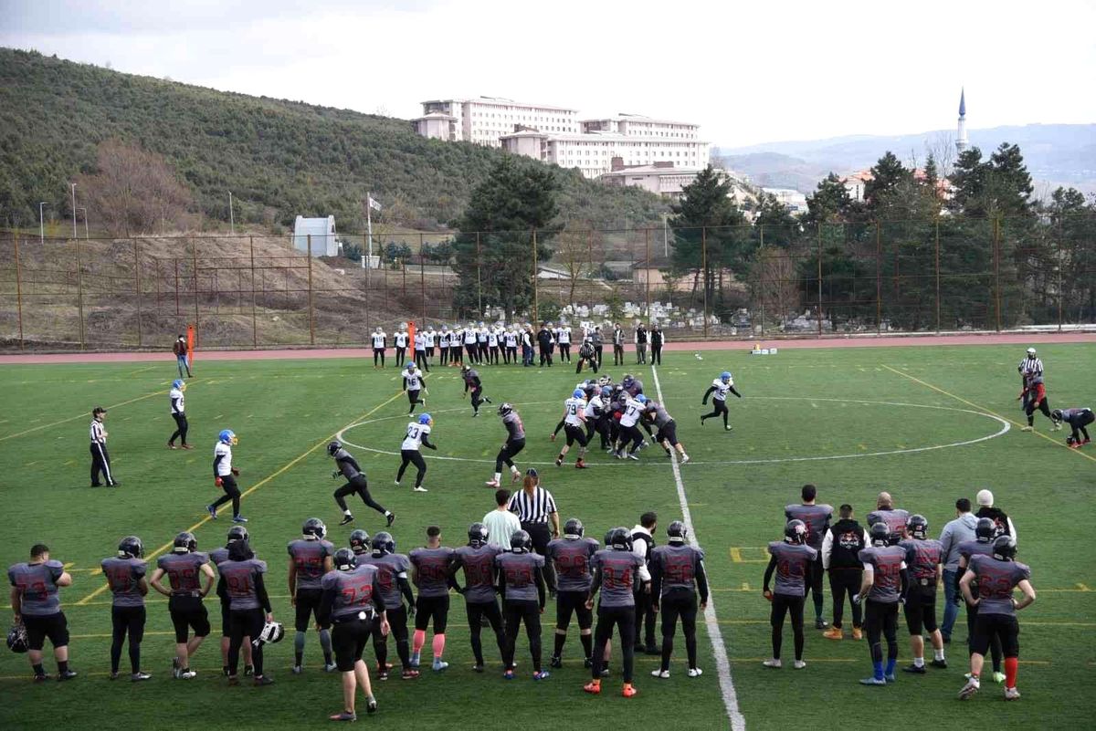 Panthers galibiyetlerine kaldığı yerden devam ediyor