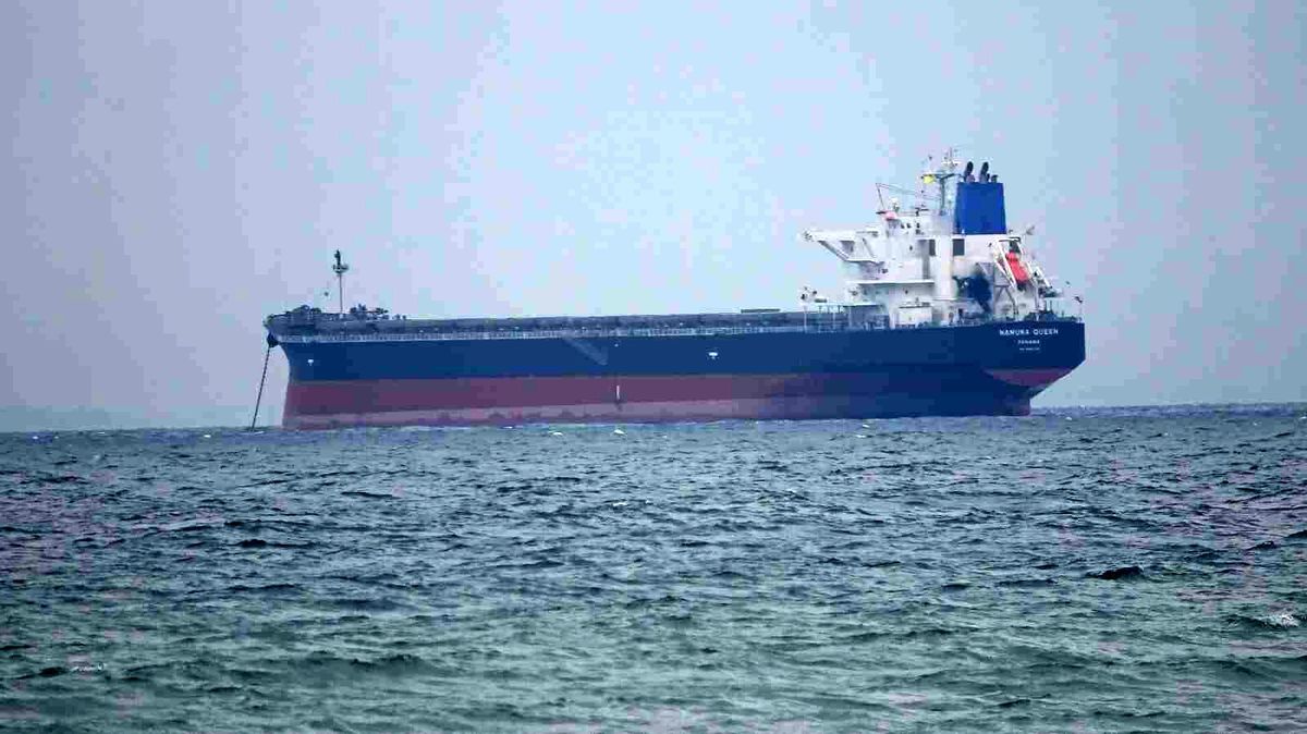 Rus füzesinin vurduğu Japon yük gemisi Yalova'da onarılacak