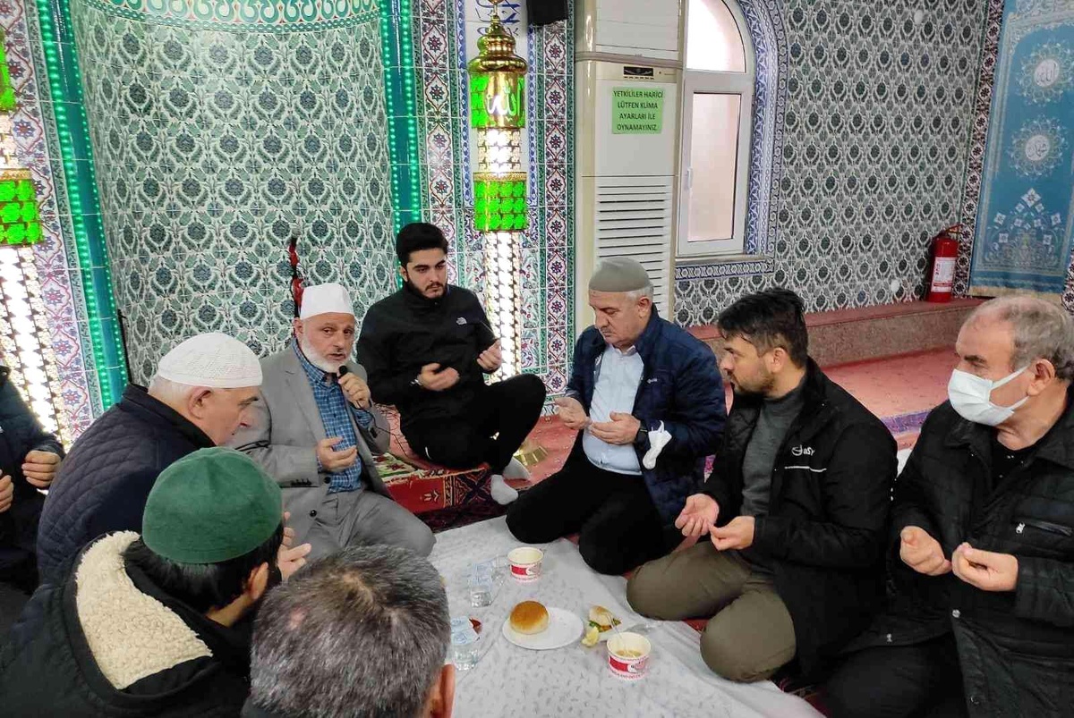 Sabah namazı buluşmaları 44 Evler Cami\'nde devam etti