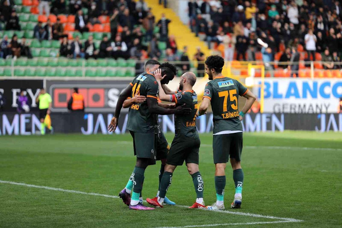 Süper Lig\'de yeni rekor; bir haftada 44 gol