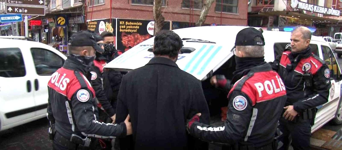 'Ailene büyü yapılmış' deyip para isteyen adamı polise yakalattı
