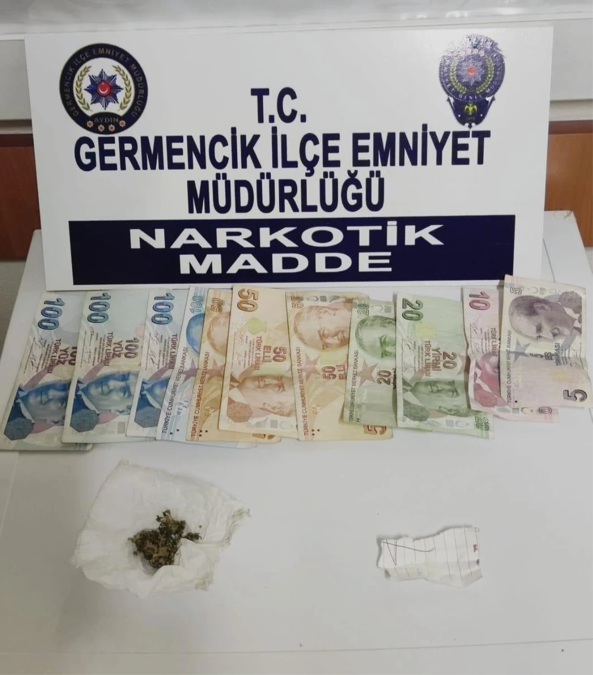 Aydın\'da cami avlusunda uyuşturucu satarken yakalanan şüpheli tutuklandı