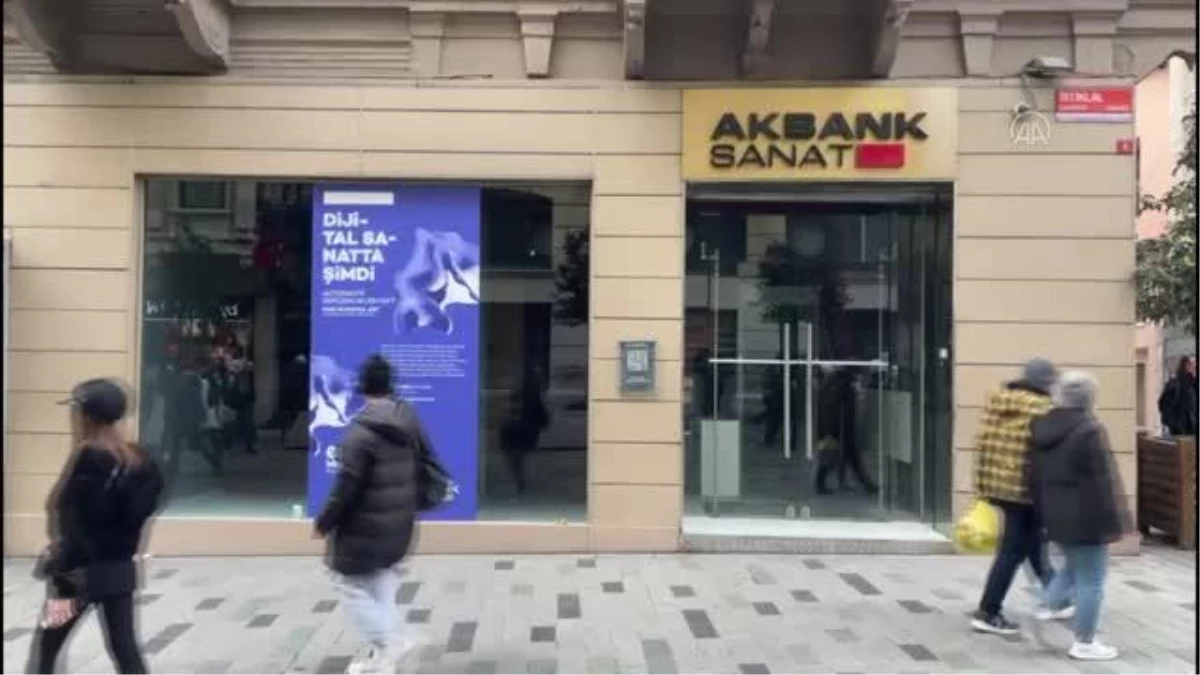 "Dijital Sanatta Şimdi: Alternatif Gerçeklikler + NFT" Akbank Sanat\'ta açıldı