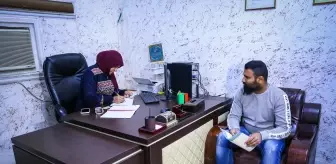 Irak'ın 2003 sonrası ilk kadın muhtarı görevini özveriyle yürütüyor