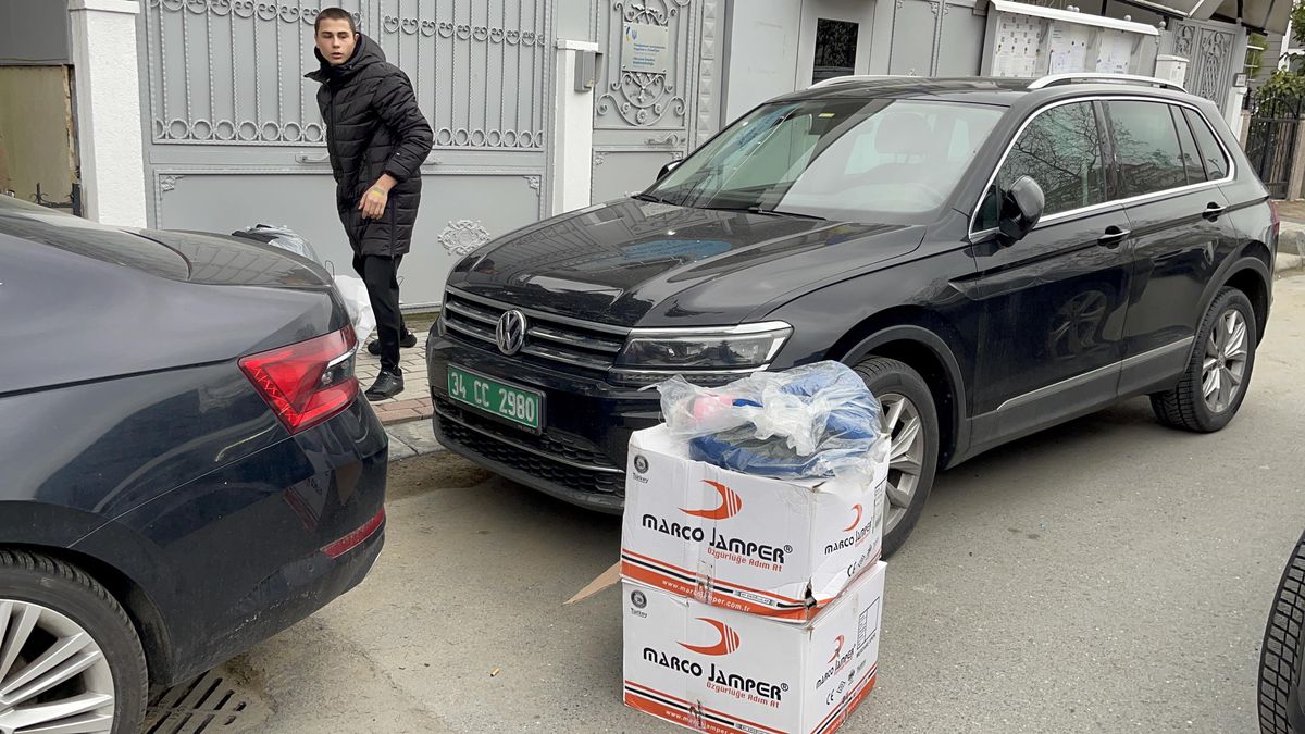 İstanbul'daki Ukraynalılardan ülkelerine yardım