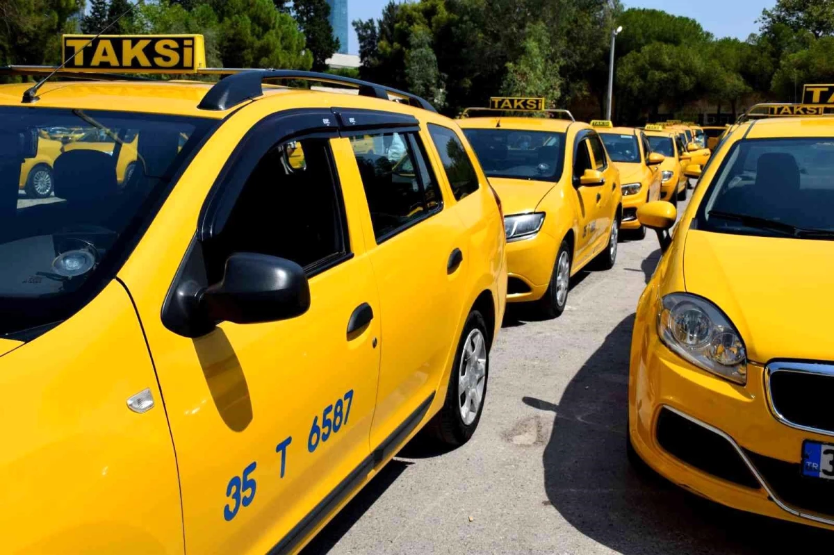 İzmir\'de aylık bin 500 TL olan havalimanı taksi bedeli 14 bin TL\'ye çıktı