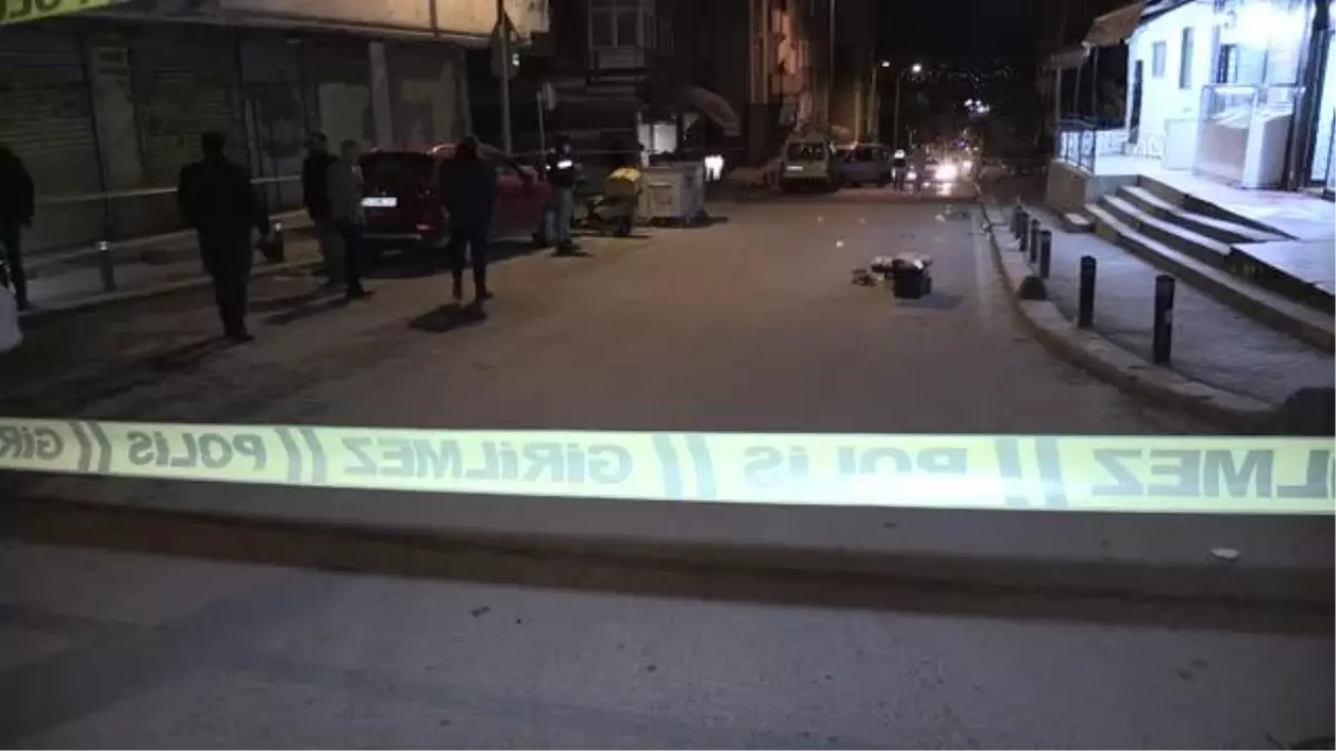 Son dakika haberi | Küçükçekmece'de bir iş yerine yapılan silahlı saldırıda 7 kişi yaralandı